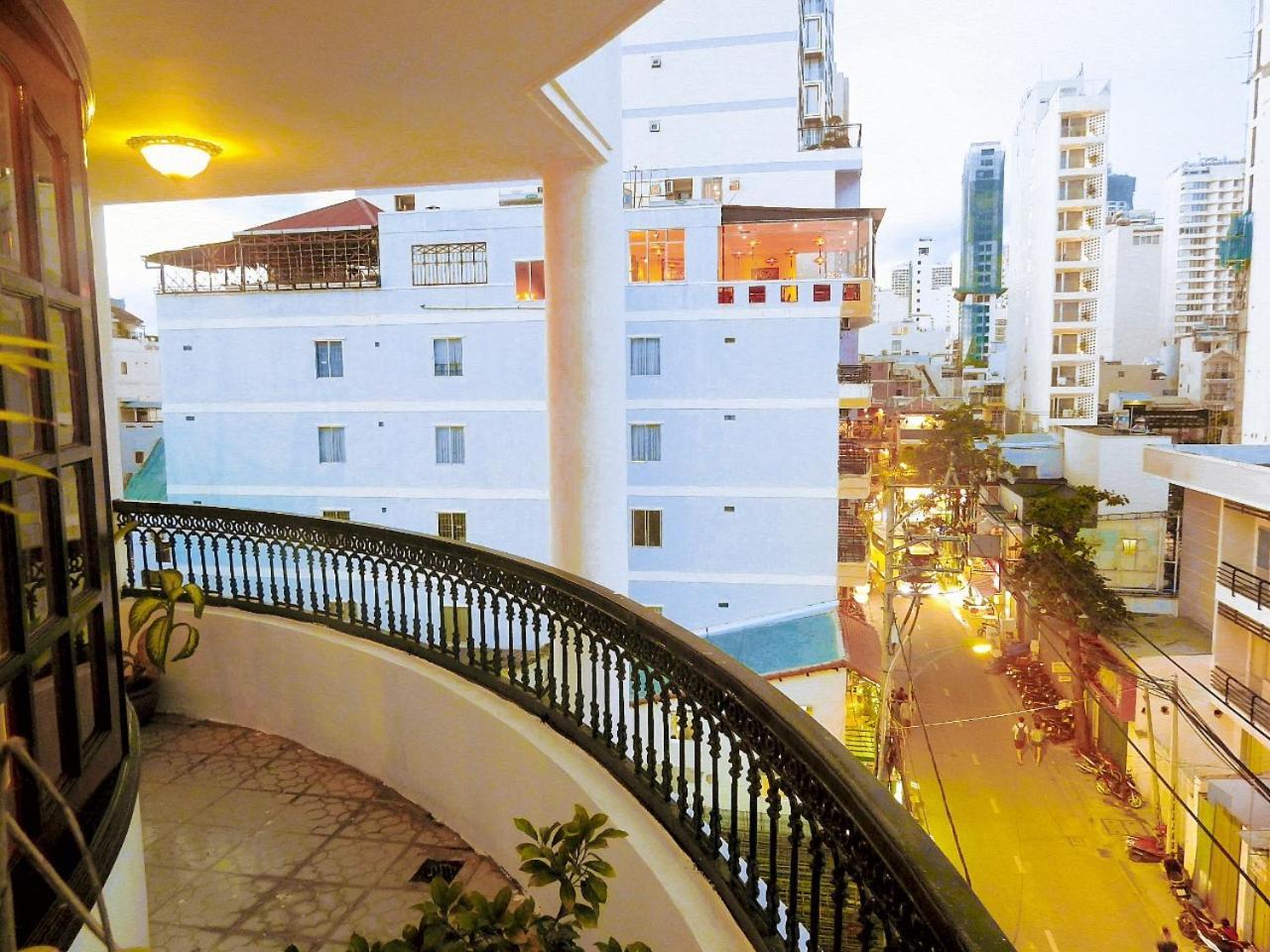La Suisse Hotel Nha Trang Exterior foto