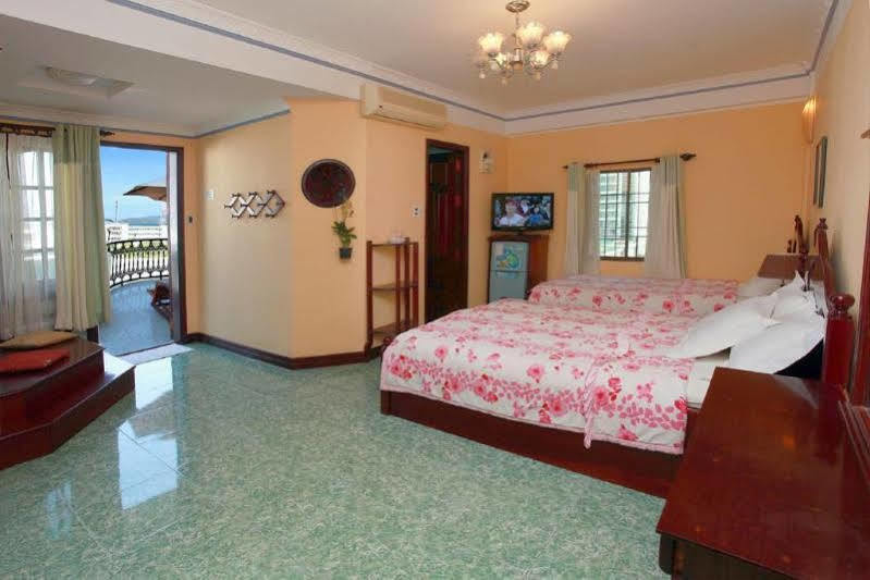 La Suisse Hotel Nha Trang Exterior foto